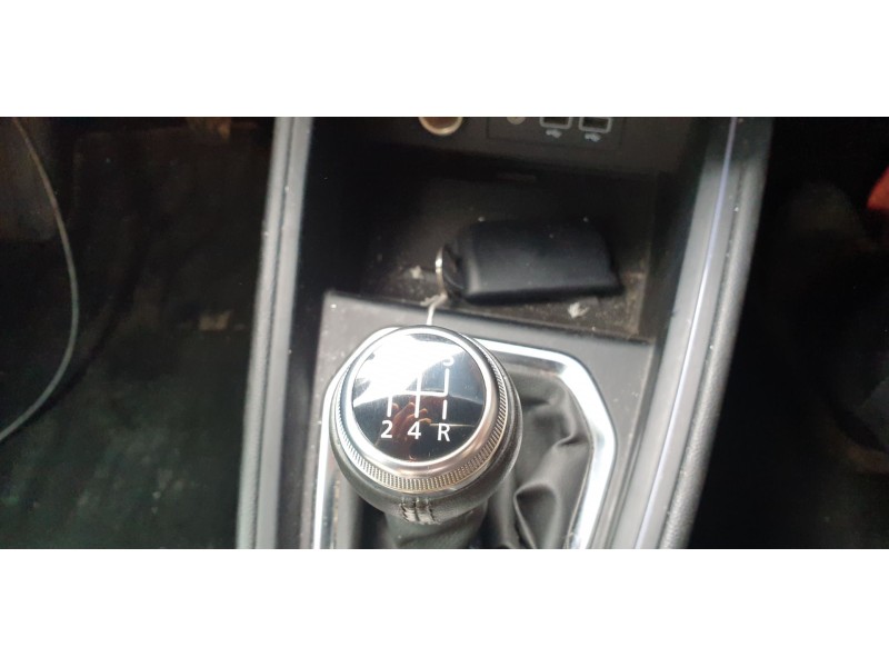 Recambio de pomo palanca cambio para renault clio v business edition referencia OEM IAM 341025198R  