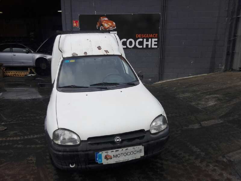 opel combo (corsa b) del año 2000