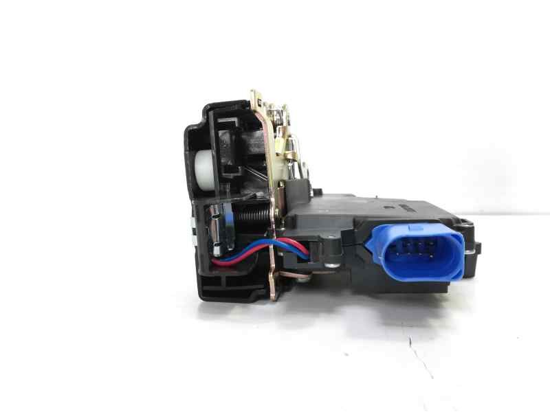 Recambio de cerradura puerta trasera derecha para volkswagen golf v berlina (1k1) referencia OEM IAM 7L0839016 CRDVW1008 EZCVW01