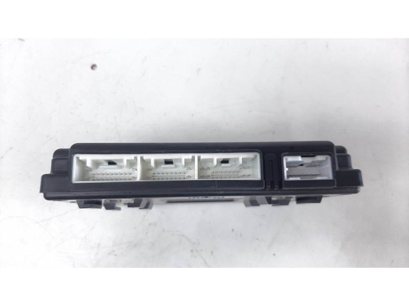 Recambio de modulo electronico para hyundai kona 1.0 tgdi cat referencia OEM IAM 95400J9420  