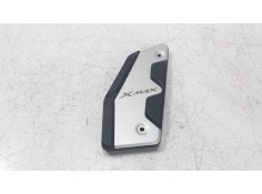 Recambio de moldura para yamaha x-max 125 referencia OEM IAM B74F748410R  