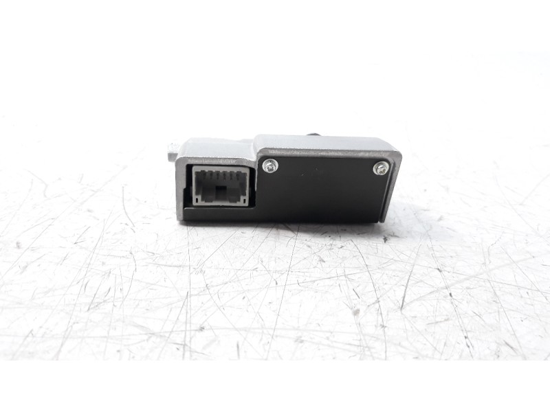 Recambio de modulo electronico para toyota corolla (e21) referencia OEM IAM 8646C12010 0365007975 