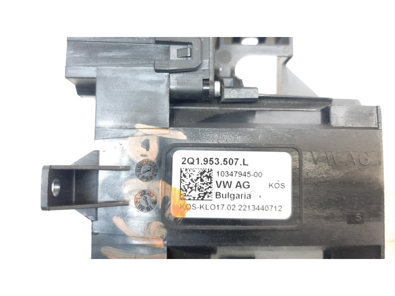 Recambio de mando multifuncion para seat ibiza (kj1) 1.0 tsi referencia OEM IAM 2Q1953507L  