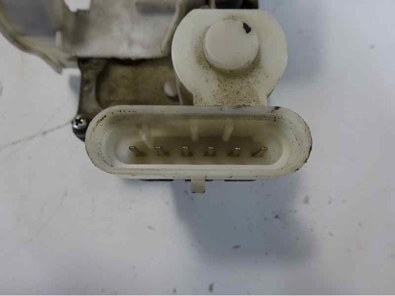 Recambio de cerradura puerta delantera derecha para fiat punto berl. (176) 75 elx referencia OEM IAM 46535997  