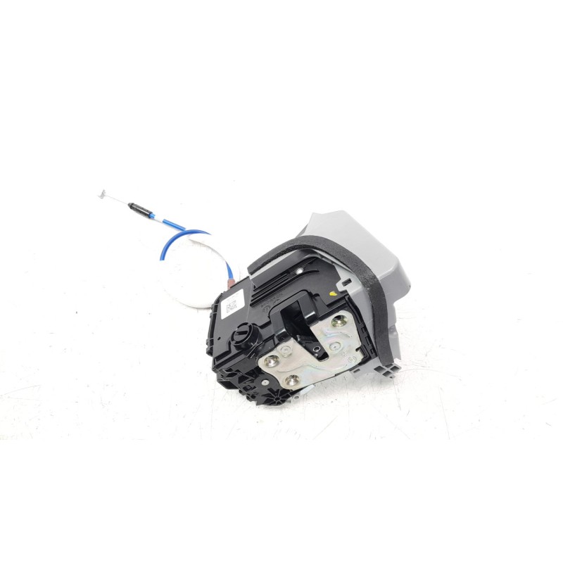 Recambio de cerradura puerta trasera derecha para kia sportage referencia OEM IAM 81420R2000  