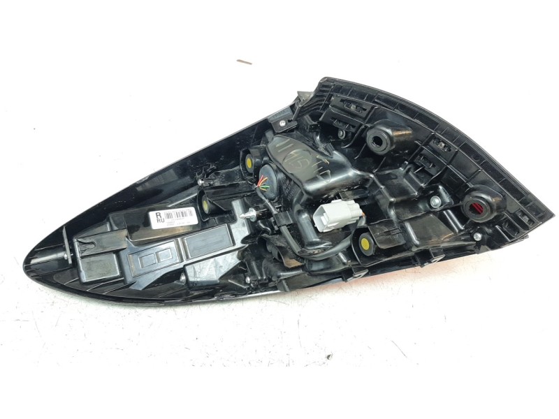 Recambio de piloto trasero derecho para toyota c-hr hybrid gr sport referencia OEM IAM 81550F4130  