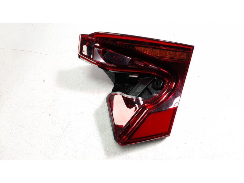 Recambio de piloto trasero derecho interior para toyota c-hr hybrid gr sport referencia OEM IAM 8159+80F4130  