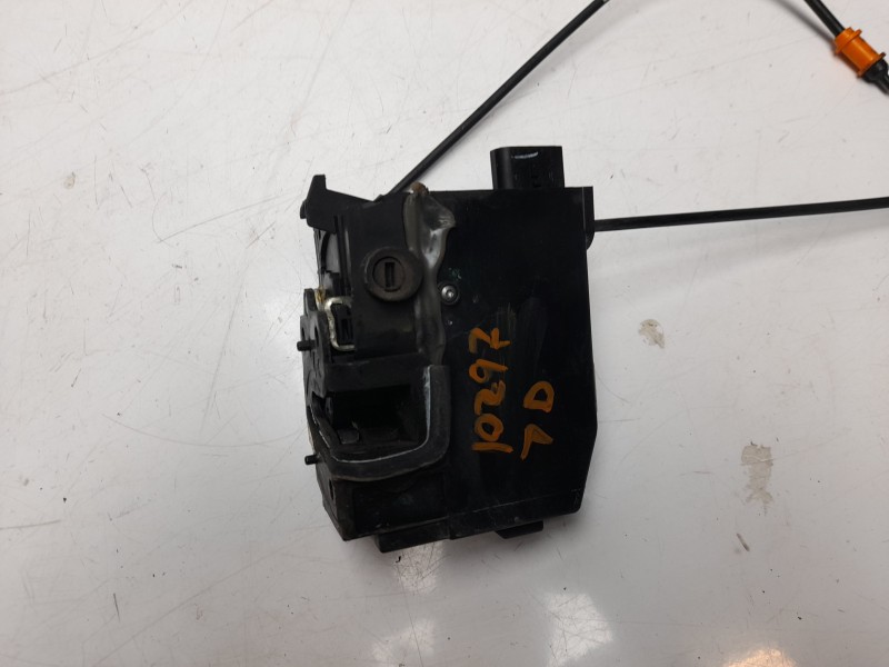 Recambio de cerradura puerta trasera derecha para citroen c4 picasso referencia OEM IAM 9805635980  
