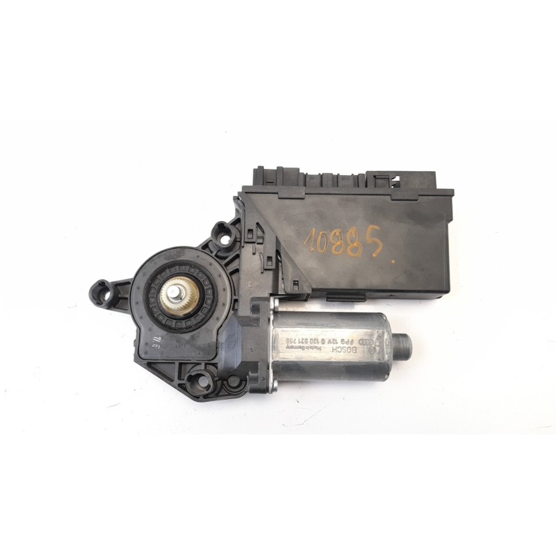 Recambio de motor elevalunas trasero derecho para seat exeo berlina (3r2) 2.0 tdi referencia OEM IAM 8E0959802E 0130821766 