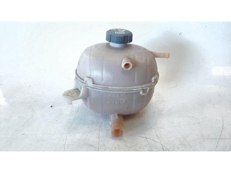 Recambio de deposito expansion para kia sportage referencia OEM IAM 25430N7200  