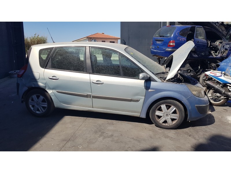 renault scenic ii del año 2004