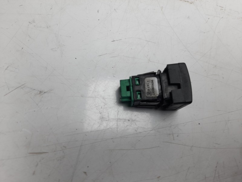 Recambio de interruptor para peugeot partner kombi 1.6 blue-hdi fap referencia OEM IAM 96582880XT  