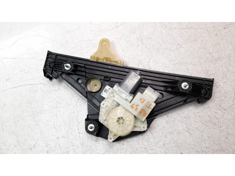 Recambio de elevalunas trasero derecho para renault clio v business edition referencia OEM IAM 827209773R  
