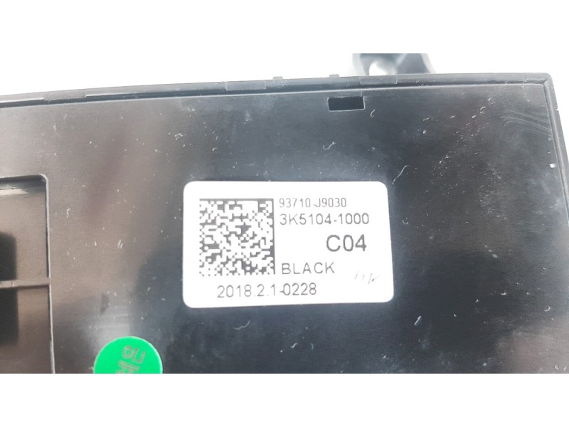 Recambio de mando multifuncion para hyundai kona 1.0 tgdi cat referencia OEM IAM 93710J9030  