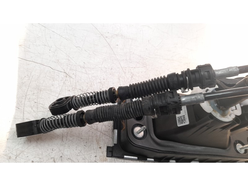 Recambio de palanca cambio para seat ibiza (kj1) 1.0 tsi referencia OEM IAM 2Q0711049K  