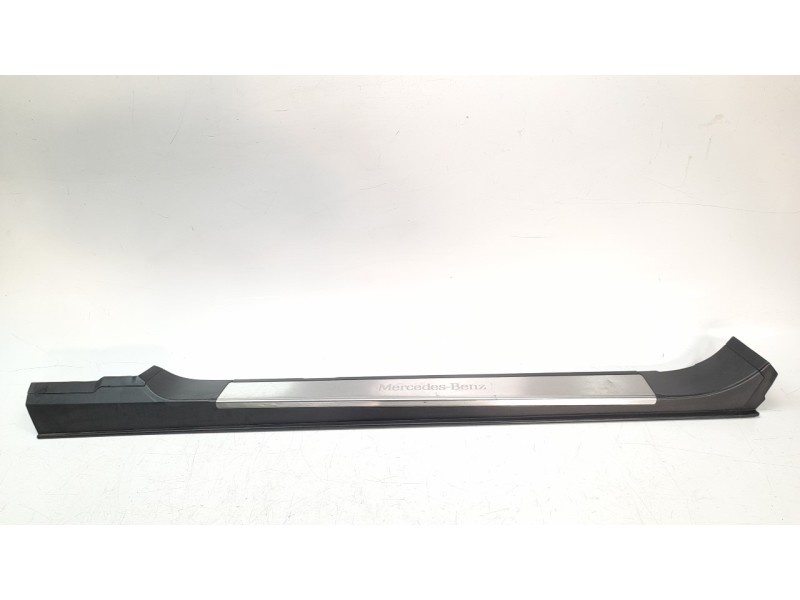 Recambio de moldura para mercedes-benz clase cl (w215) coupe 5.0 v8 24v cat referencia OEM IAM A2156800335  