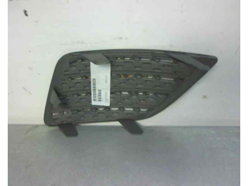 Recambio de rejilla paragolpes derecha para ford fiesta (cb1) referencia OEM IAM 1369801 107103816 FD3422123