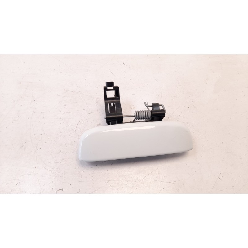 Recambio de maneta exterior delantera izquierda para renault twingo iii 1.0 sce referencia OEM IAM 806075835R  