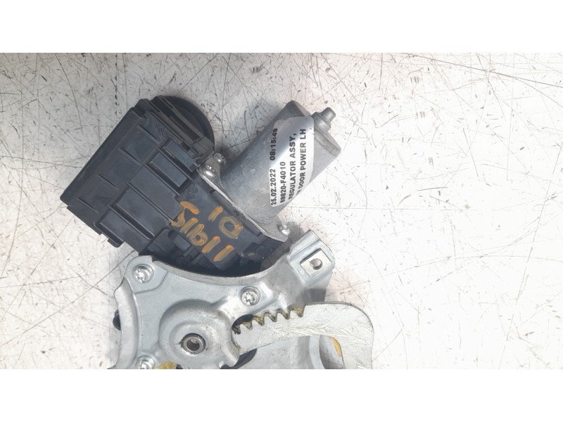 Recambio de elevalunas delantero izquierdo para toyota c-hr hybrid gr sport referencia OEM IAM 69820F4010  