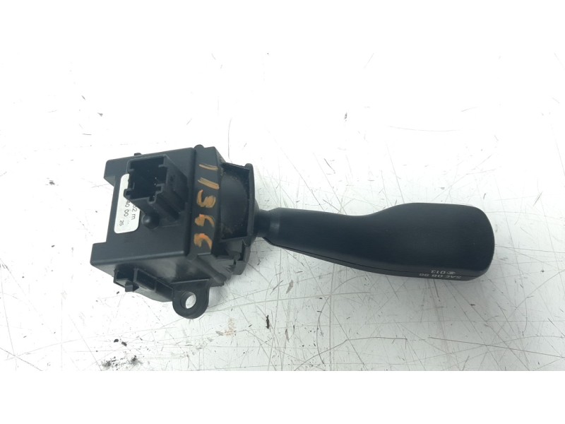 Recambio de mando intermitentes para bmw serie 3 berlina (e46) 1.8 16v referencia OEM IAM 8363662M  