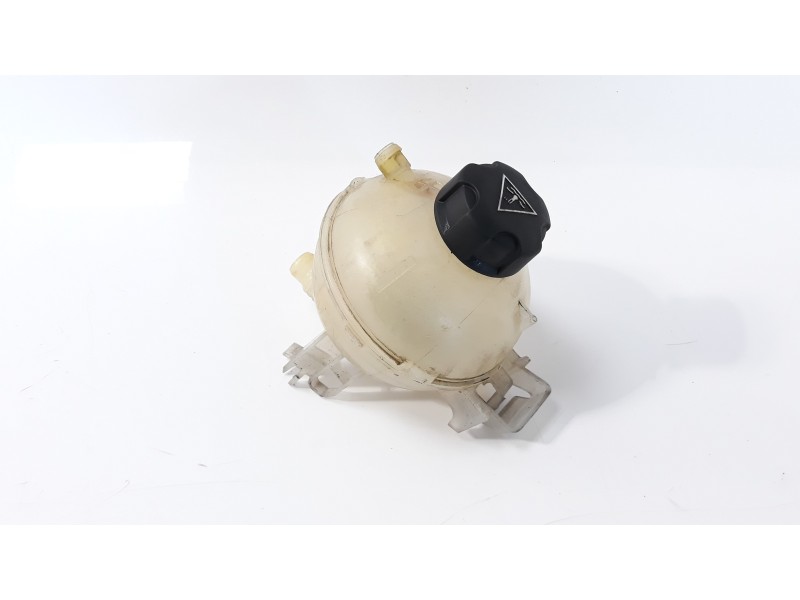 Recambio de deposito expansion para citroen c4 picasso referencia OEM IAM 9678514680 9678125880 9678125980