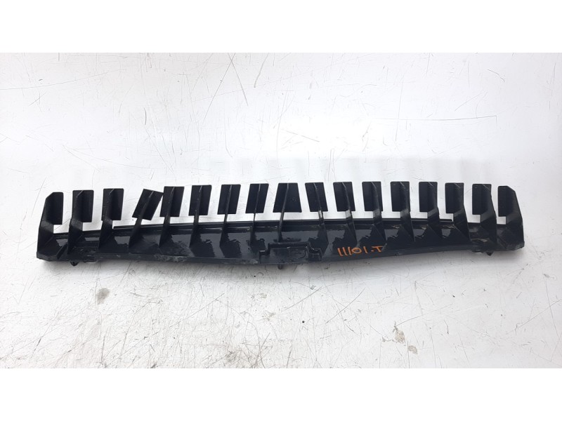 Recambio de moldura para peugeot 308 1.6 16v e-hdi fap referencia OEM IAM 9677364780  