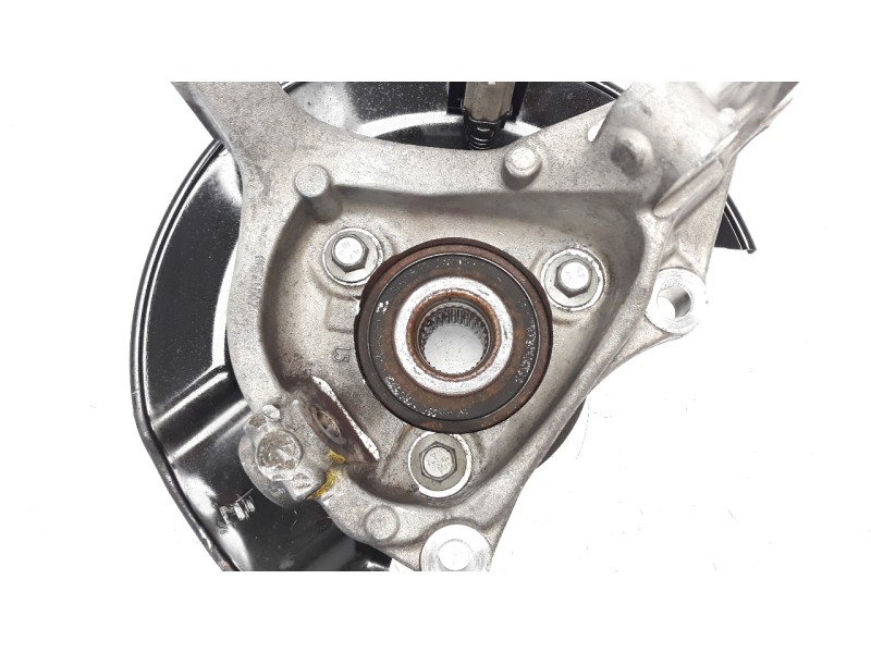 Recambio de mangueta delantera izquierda para opel antara 2.2 cdti cat (a 22 dm / lnq) referencia OEM IAM 23373012  