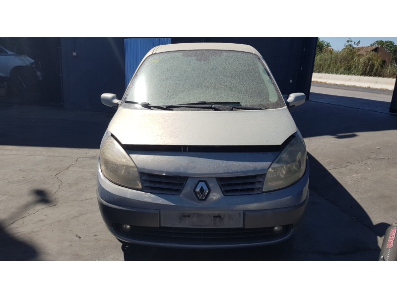 renault scenic ii del año 2004