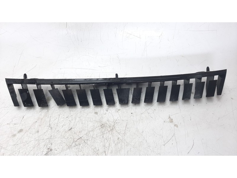 Recambio de moldura para peugeot 308 1.6 16v e-hdi fap referencia OEM IAM 9677364780  