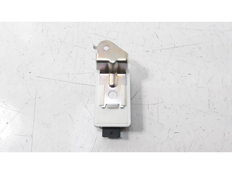 Recambio de modulo electronico para suzuki sx4 1.6 16v cat referencia OEM IAM 3716061M00  
