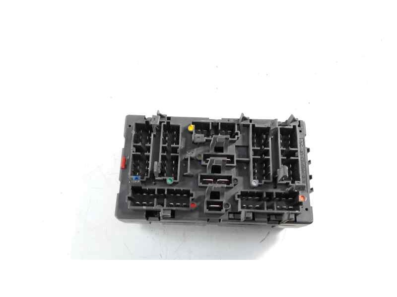 Recambio de caja reles / fusibles para peugeot partner (s1) 1.9 diesel referencia OEM IAM 9568205480  