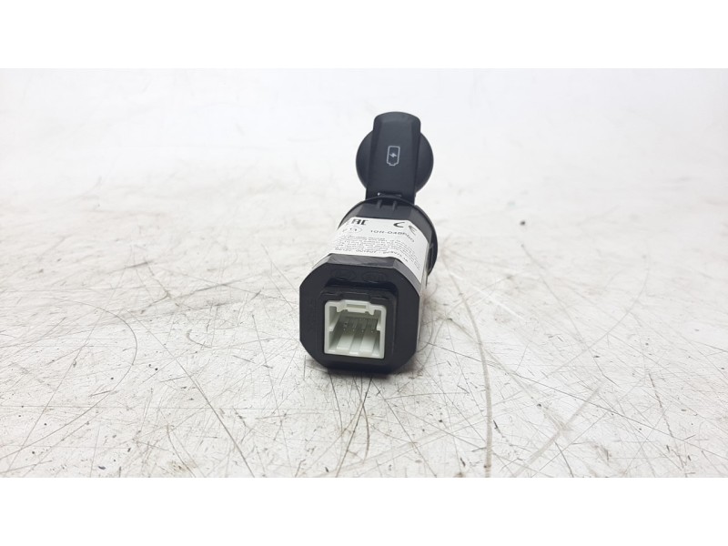 Recambio de modulo electronico para kia niro referencia OEM IAM 96125D4000  