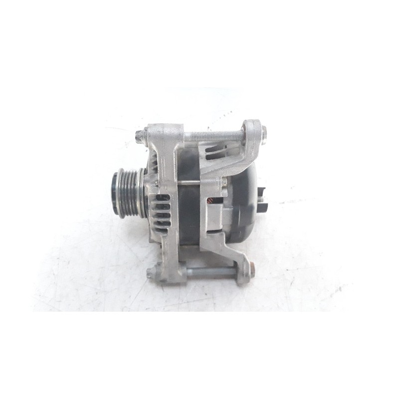 Recambio de alternador para opel corsa e 1.4 referencia OEM IAM 13585664 ALF980404 ADAN1322