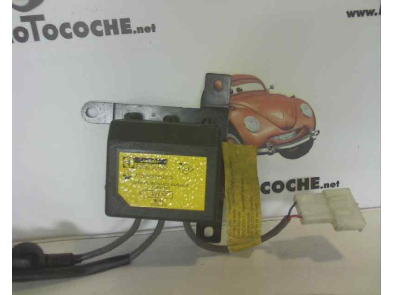 Recambio de centralita airbag para renault twingo (co6) referencia OEM IAM 7700839010B 550273300 