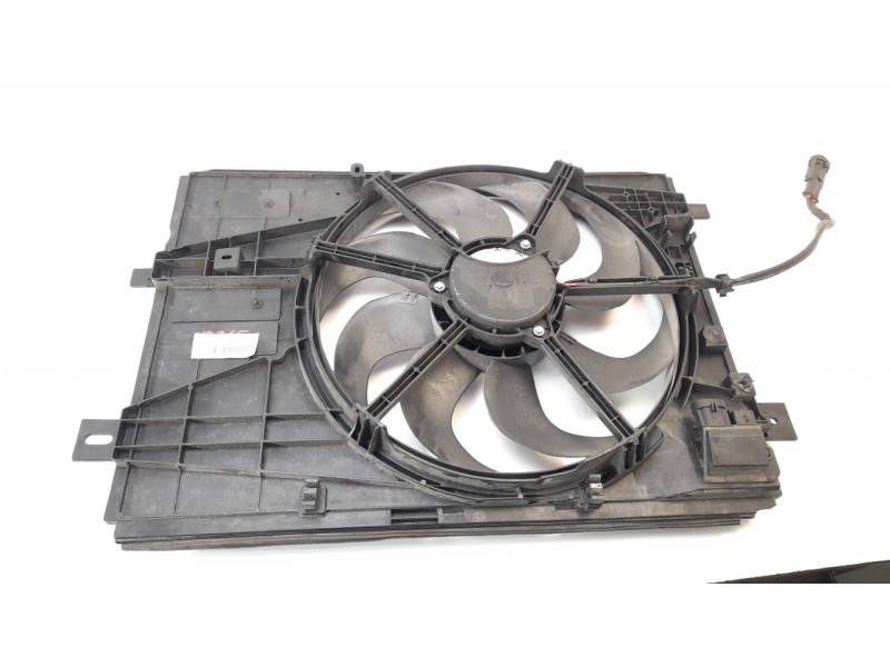 Recambio de electroventilador para citroen c4 picasso referencia OEM IAM 9806313280  