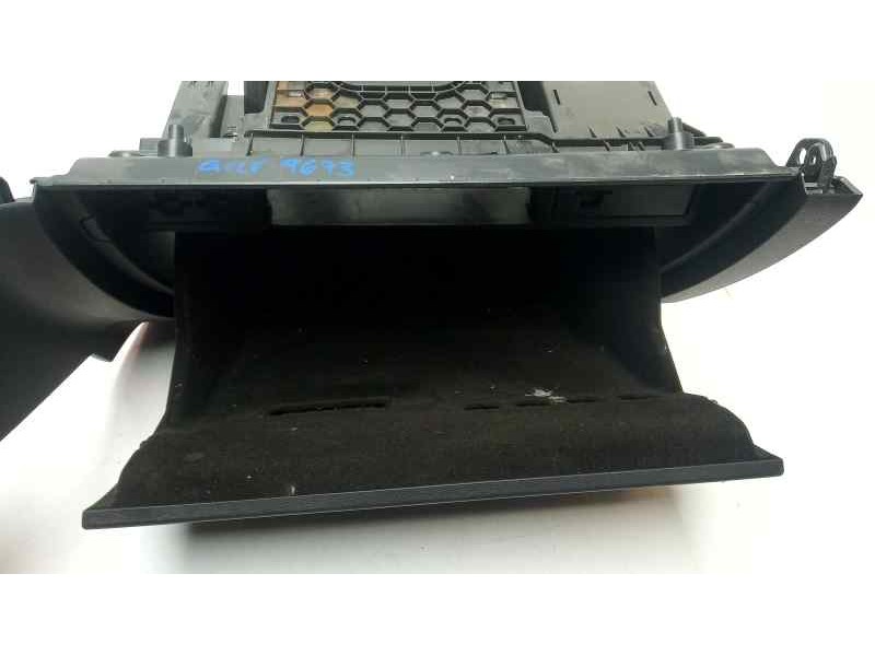 Recambio de guantera para volkswagen golf vii lim. gti bluemotion referencia OEM IAM 5G1863391J  