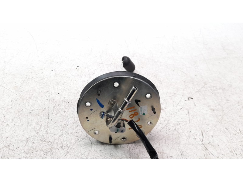 Recambio de bomba combustible para honda cb 650r referencia OEM IAM 16700MKND51  