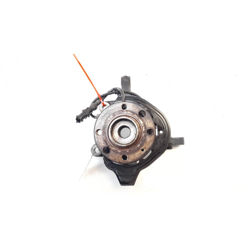 Recambio de mangueta delantera izquierda para opel corsa c 1.3 16v cdti cat (z 13 dt / ln9) referencia OEM IAM 13154317  