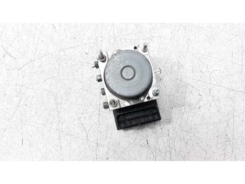 Recambio de abs para dacia duster 1.5 dci diesel fap cat referencia OEM IAM 476608779R  