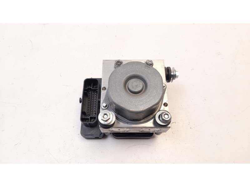 Recambio de abs para renault captur 1.5 dci diesel fap energy referencia OEM IAM 476601203R  
