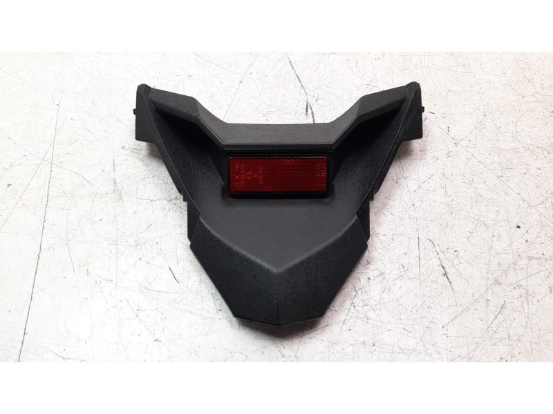 Recambio de moldura para yamaha x-max 125 referencia OEM IAM B74F165100  