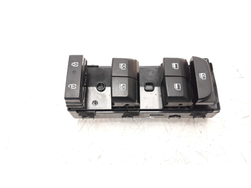 Recambio de mando elevalunas delantero izquierdo para kia sportage referencia OEM IAM 93571R2300  