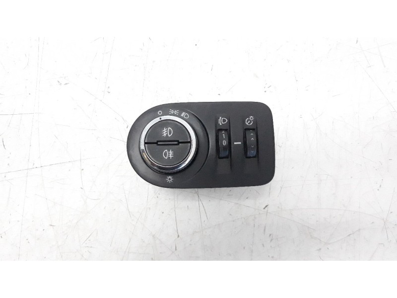 Recambio de mando luces para opel corsa e 1.4 referencia OEM IAM 13470445  