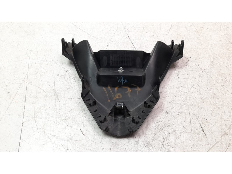 Recambio de moldura para yamaha x-max 125 referencia OEM IAM B74F165100  