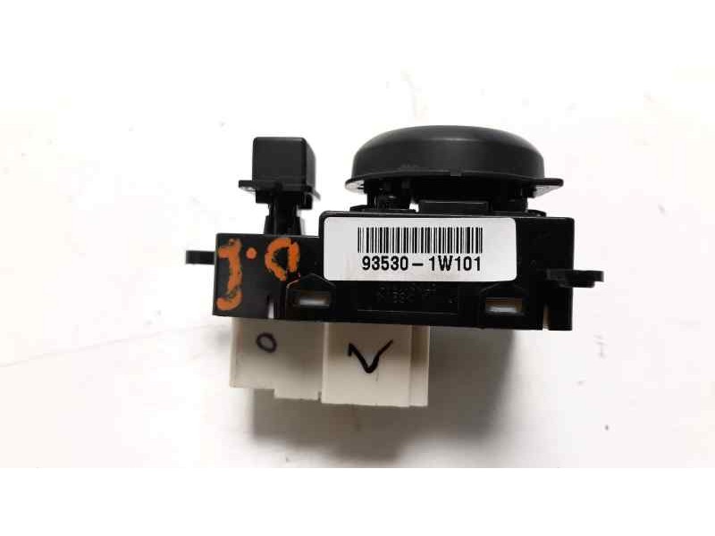 Recambio de mando retrovisor para kia rio 1.2 cat referencia OEM IAM 935301W101  