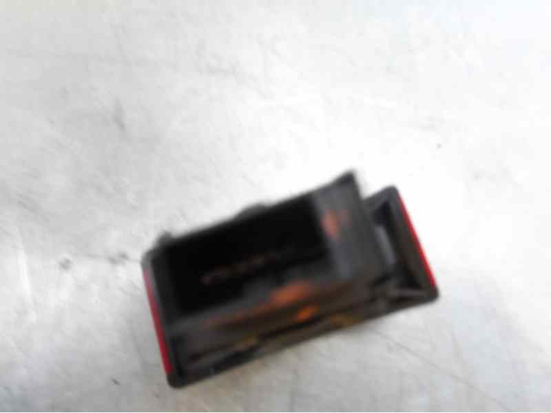 Recambio de warning para opel corsa c comfort referencia OEM IAM 0524119  