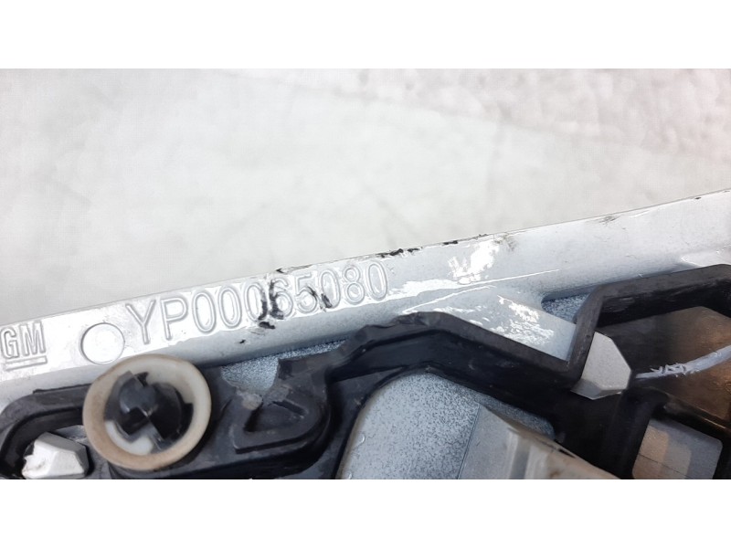 Recambio de moldura para opel grandland x ultimate referencia OEM IAM YP00065080  