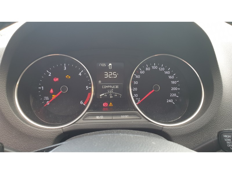 volkswagen polo (6c1) del año 2015