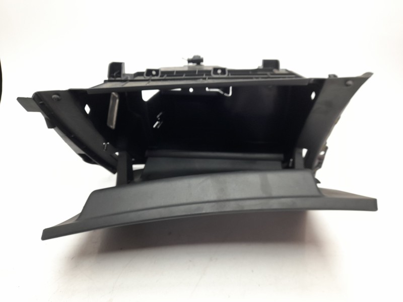 Recambio de guantera para citroen c4 picasso referencia OEM IAM 9677842077  