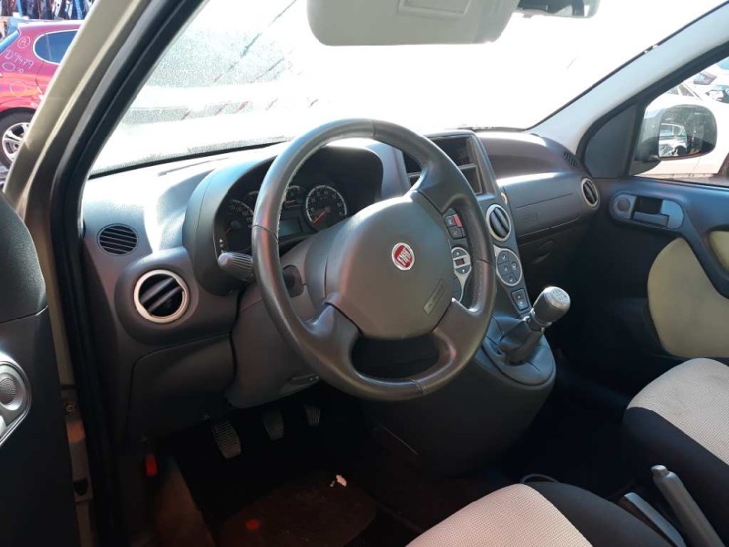 fiat panda (169) del año 2011